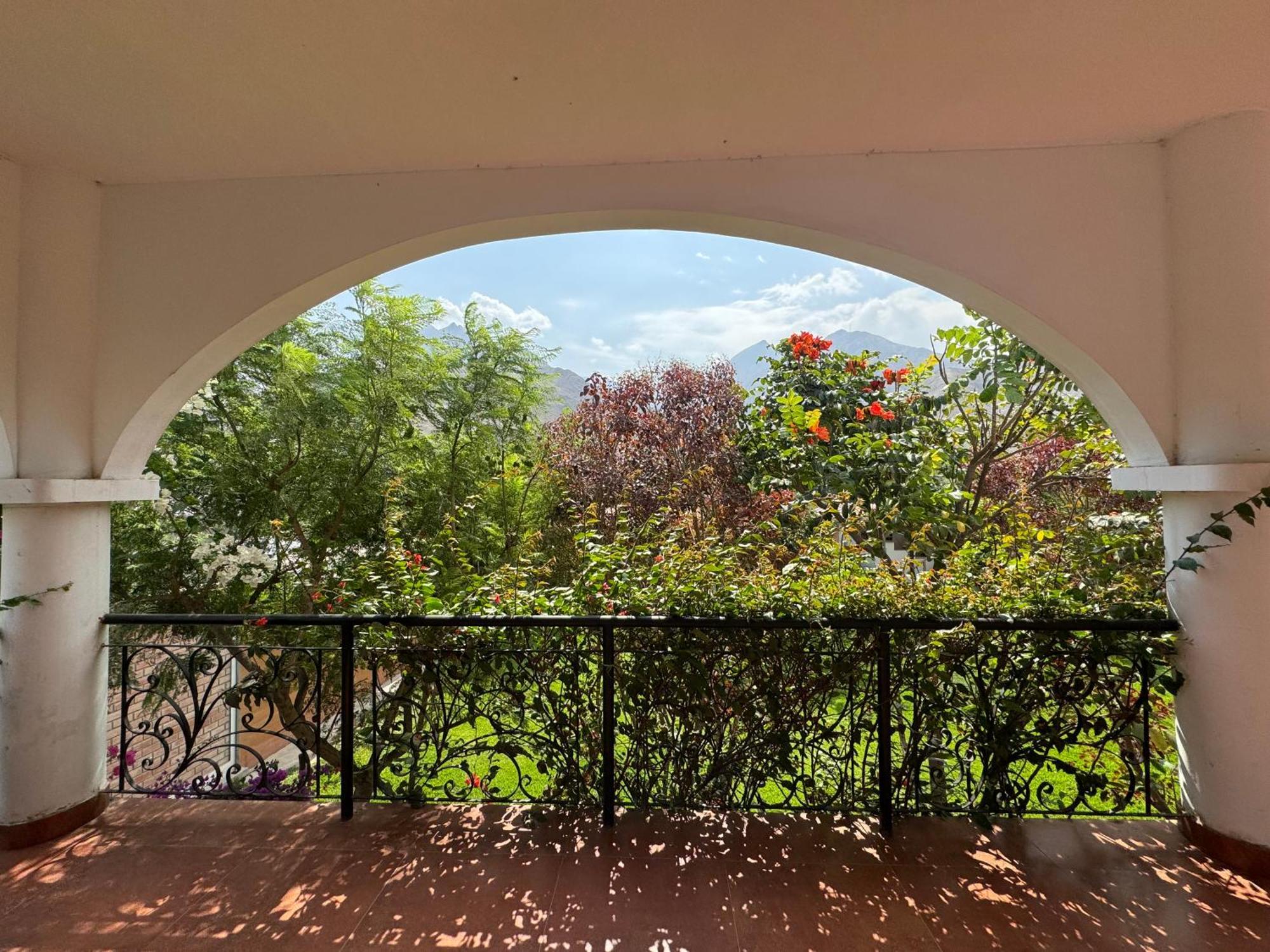 Casa Hotel Mamaluna Лунауана Экстерьер фото